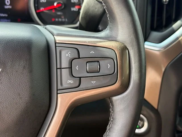 Used 2022 Beige Chevrolet High Country image 17