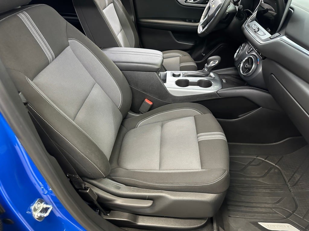 Used 2024 Riptide Blue Metallic Chevrolet LT image 33