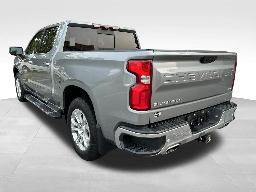 Used 2023 Gray Chevrolet LTZ image 3