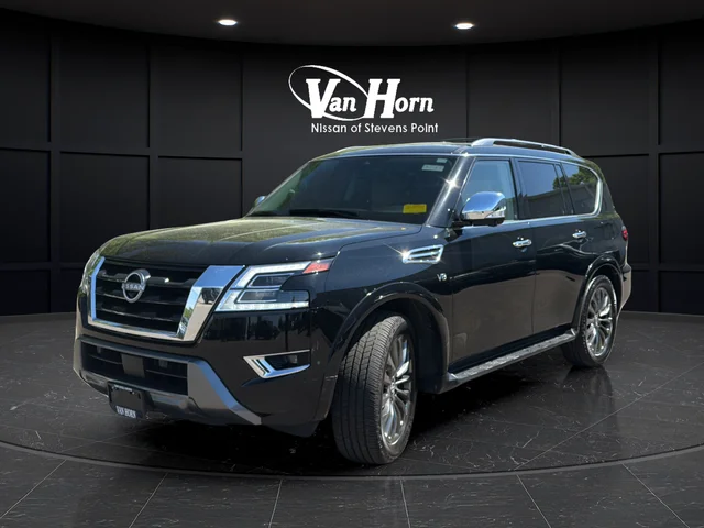 Used 2022 Super Black Nissan Platinum image 3