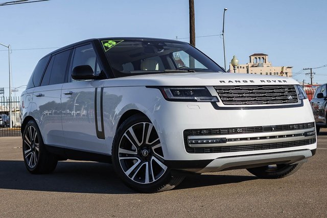 2023 Land Rover Range Rover SE