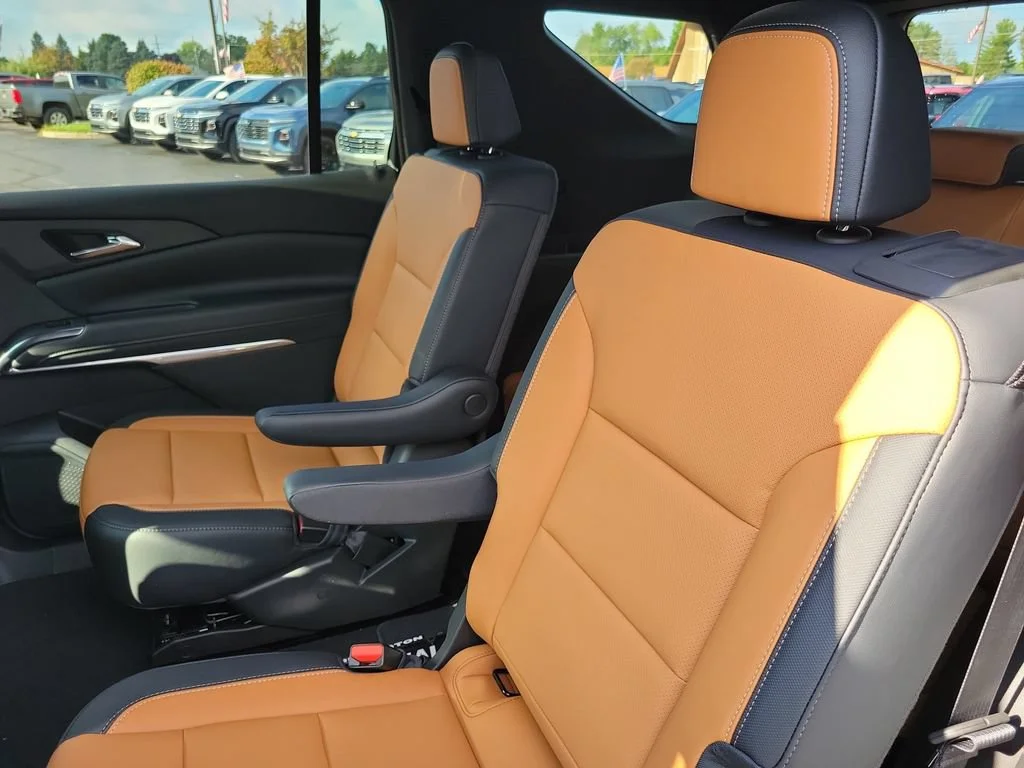 2027 Chevrolet Traverse Z71 - Photo 23
