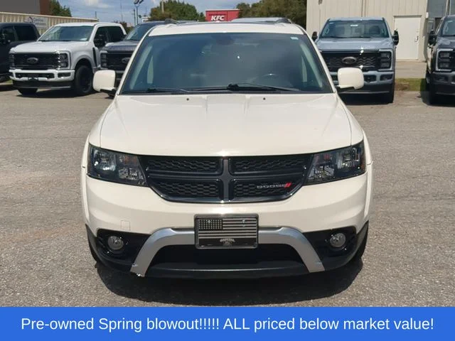 Used 2020 White Dodge Crossroad image 16