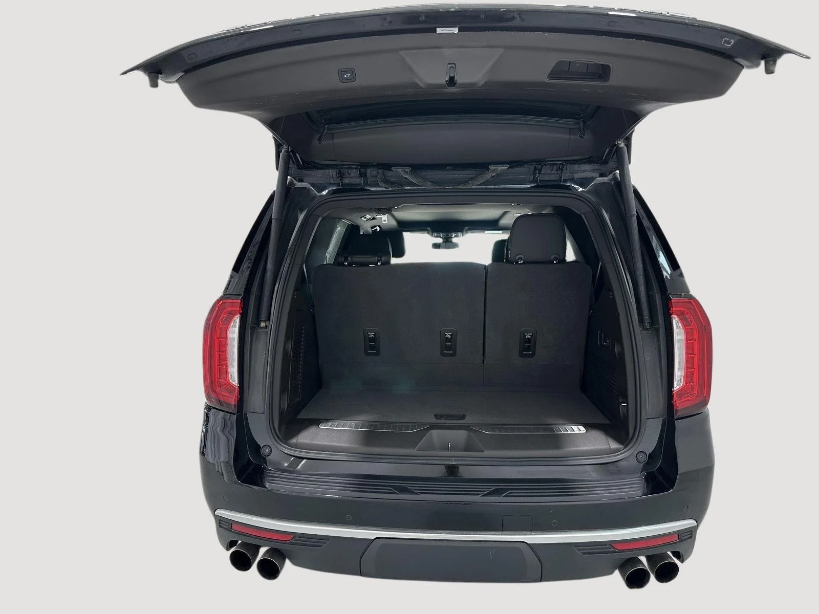 Used 2022 Onyx Black GMC Denali image 24