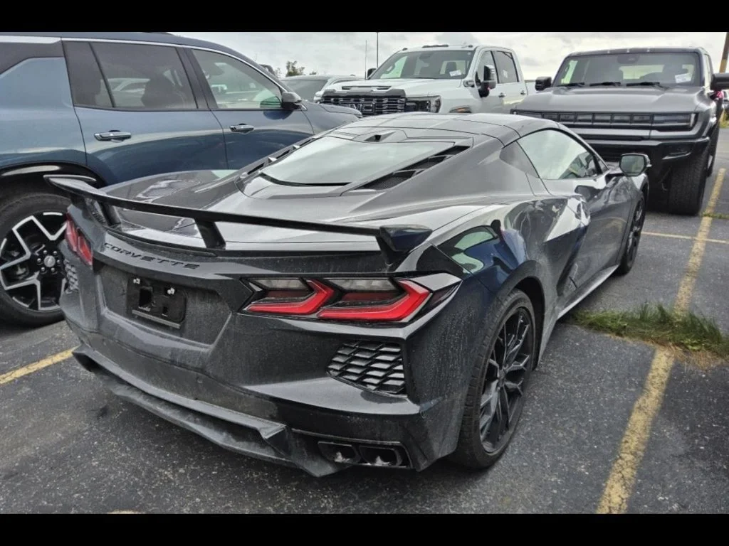 Used 2027 Black Chevrolet 3LT image 5