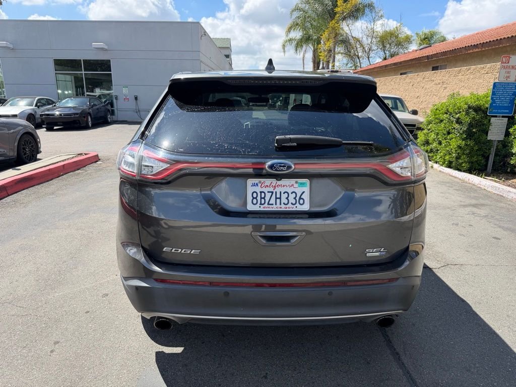 Used 2018 Gray Ford SEL image 5