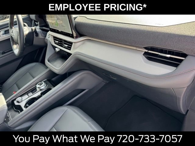 New 2026 Star White Metallic Tri-Coat Ford Active image 26