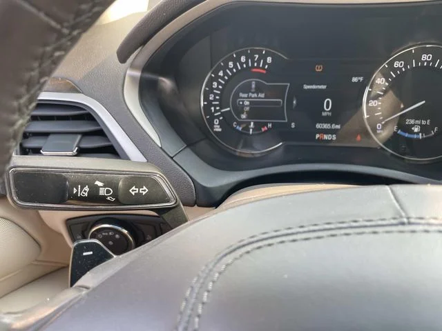 Used 2019 Blue Lincoln Reserve image 39
