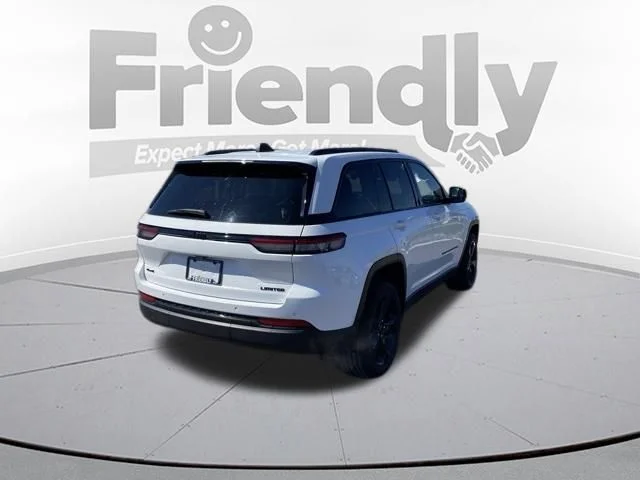 Used 2024 White Jeep Limited image 5