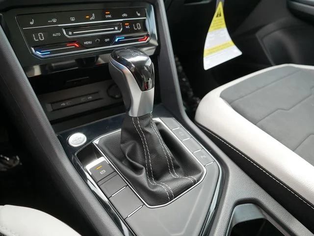 New 2026 Gray Volkswagen 1.5T SE image 11