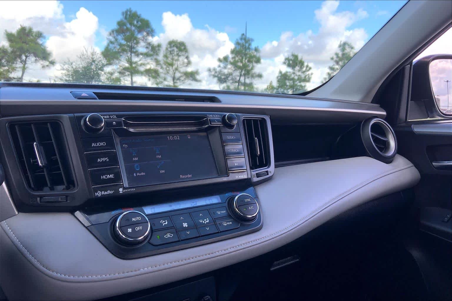 Used 2016 Silver Sky Metallic Toyota XLE image 35