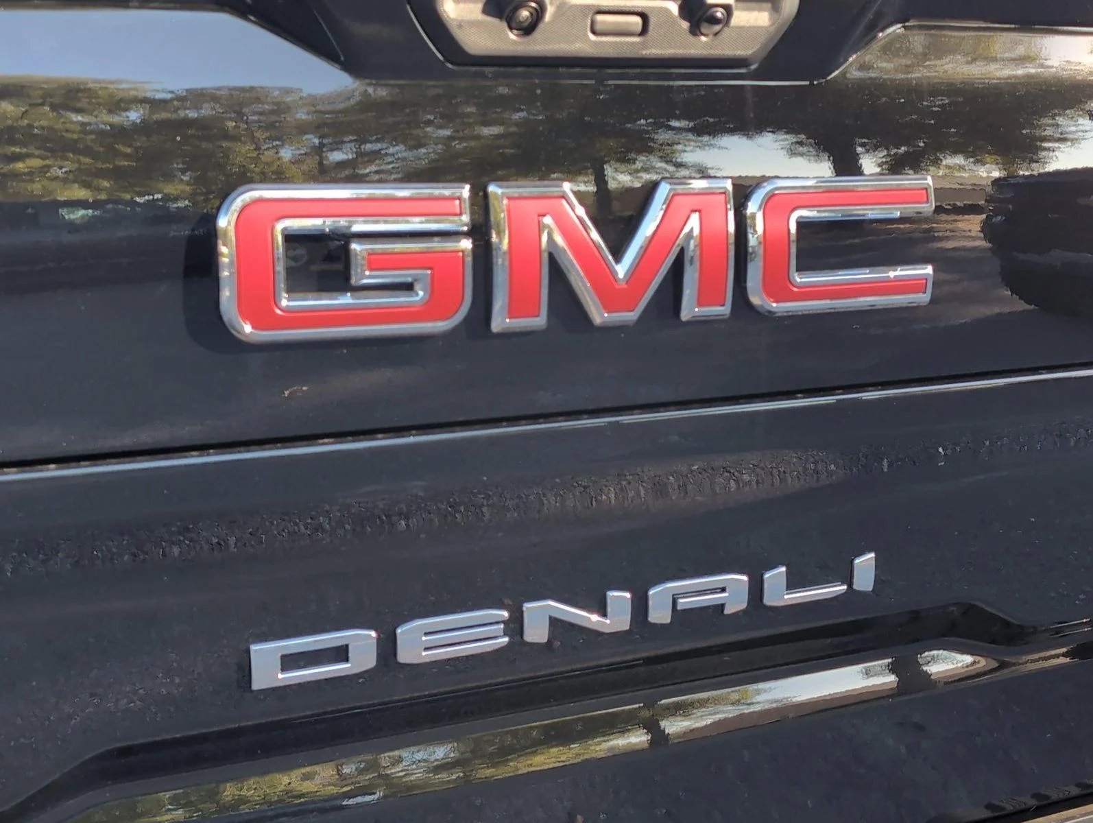 New 2026 Onyx Black GMC Denali image 30