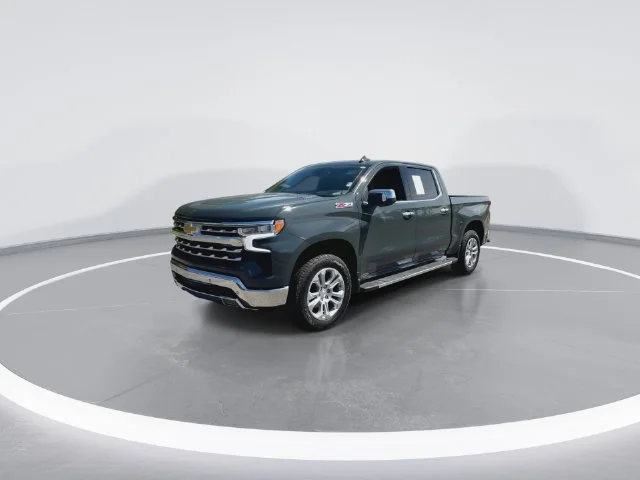 Used 2026 Gray Chevrolet LTZ image 4