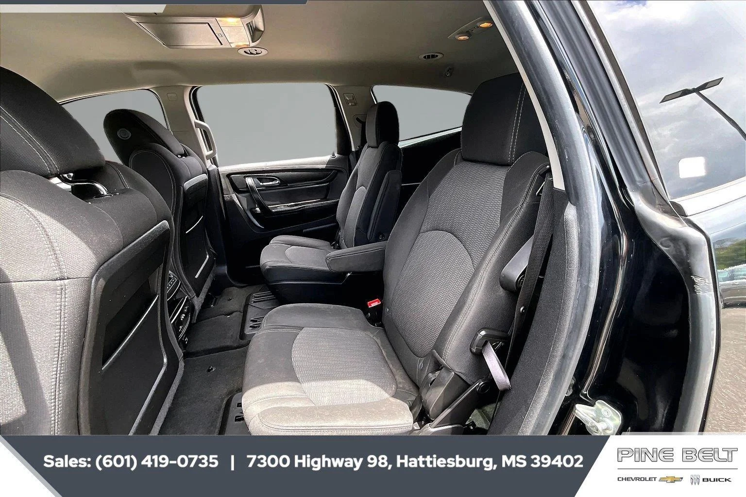 Used 2017 MOSAIC BLACK METALLIC Chevrolet LT image 19