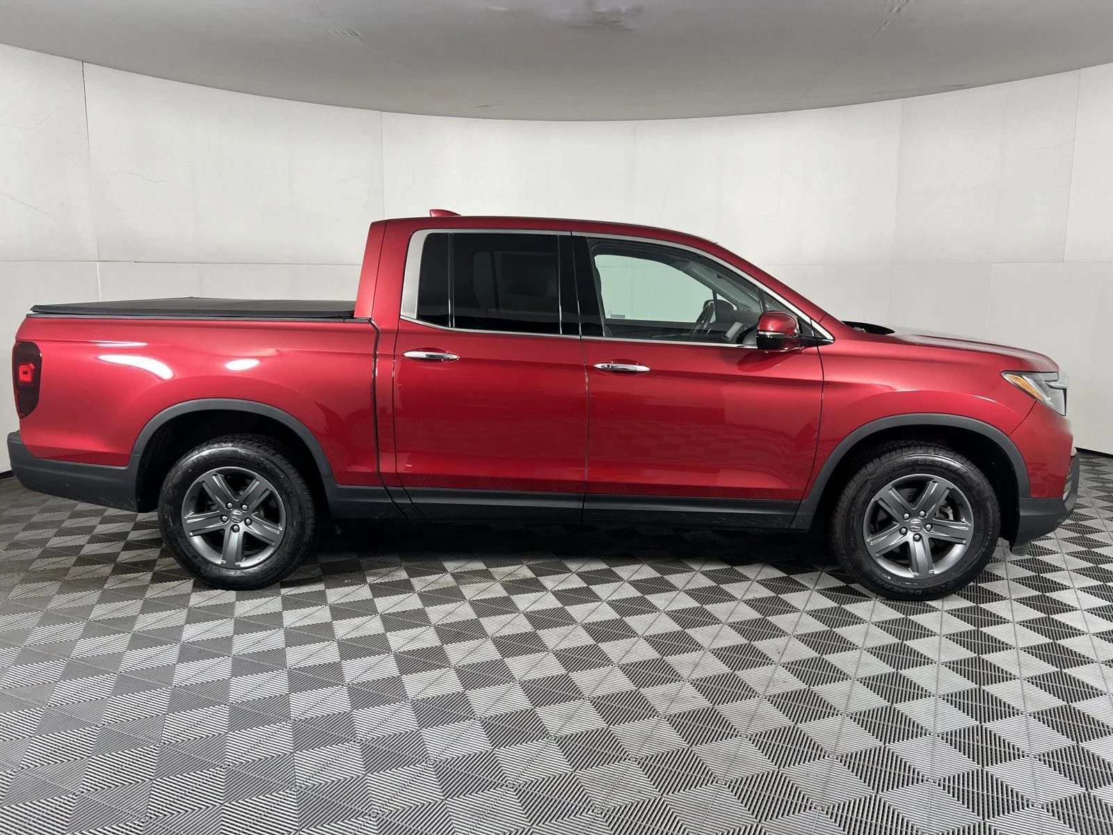 Used 2023 Radiant Red Metallic II Honda RTL-E image 26