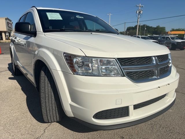 Used 2015 White Dodge SE image 7