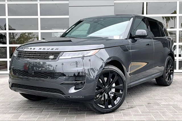 2026 Land Rover Range Rover Sport SE