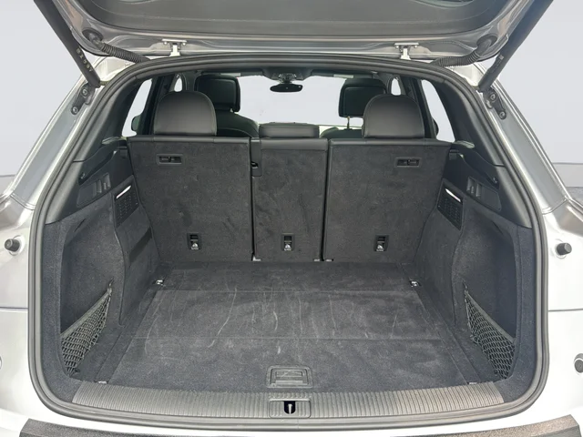 Used 2025 Silver Audi  image 33