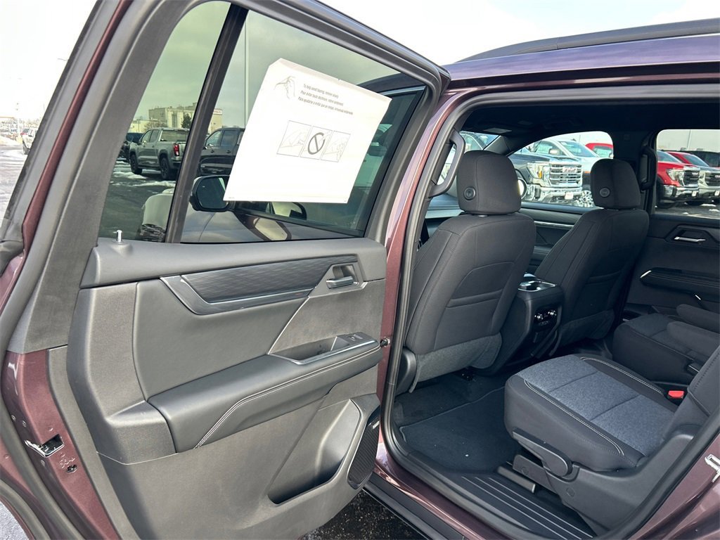 2026 GMC ACADIA - Image 30