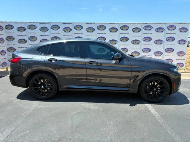 Used 2025 Dark Graphite Metallic BMW xDrive30i image 1