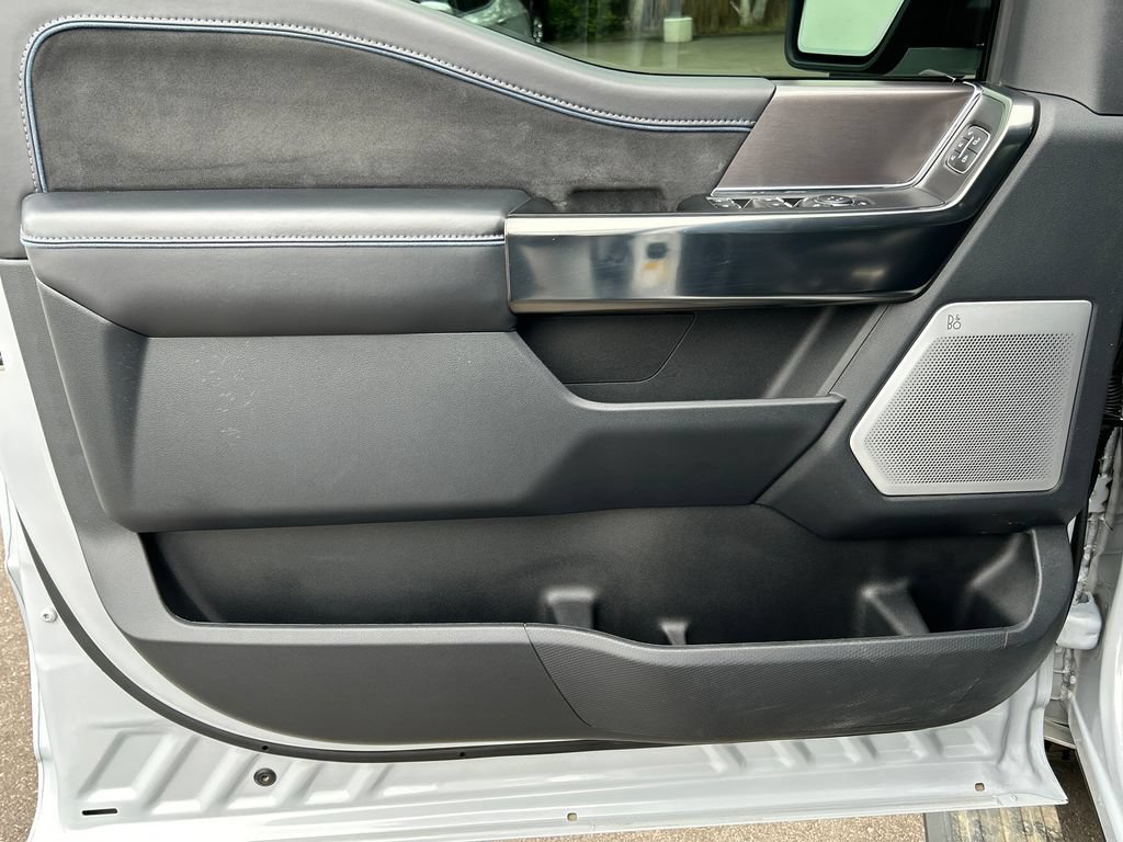 Used 2025 White Ford Platinum image 18