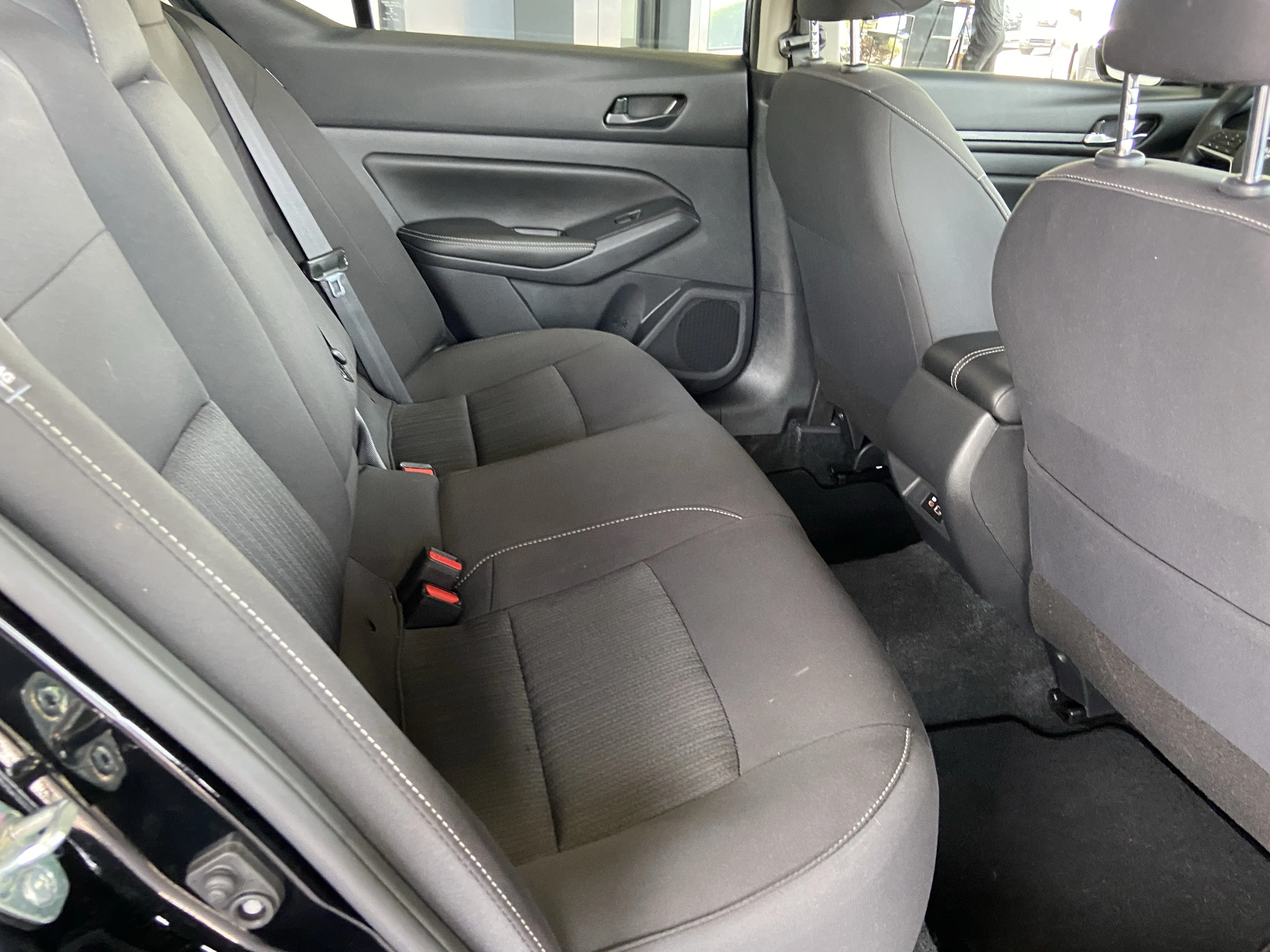 2025 Nissan Altima SV - Photo 29
