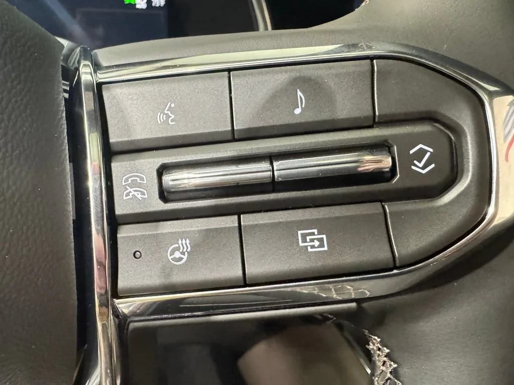 2026 GMC Canyon Denali - Photo 18