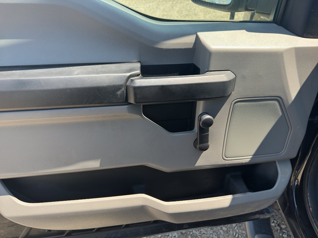 Used 2017 Shadow Black Ford XL image 23