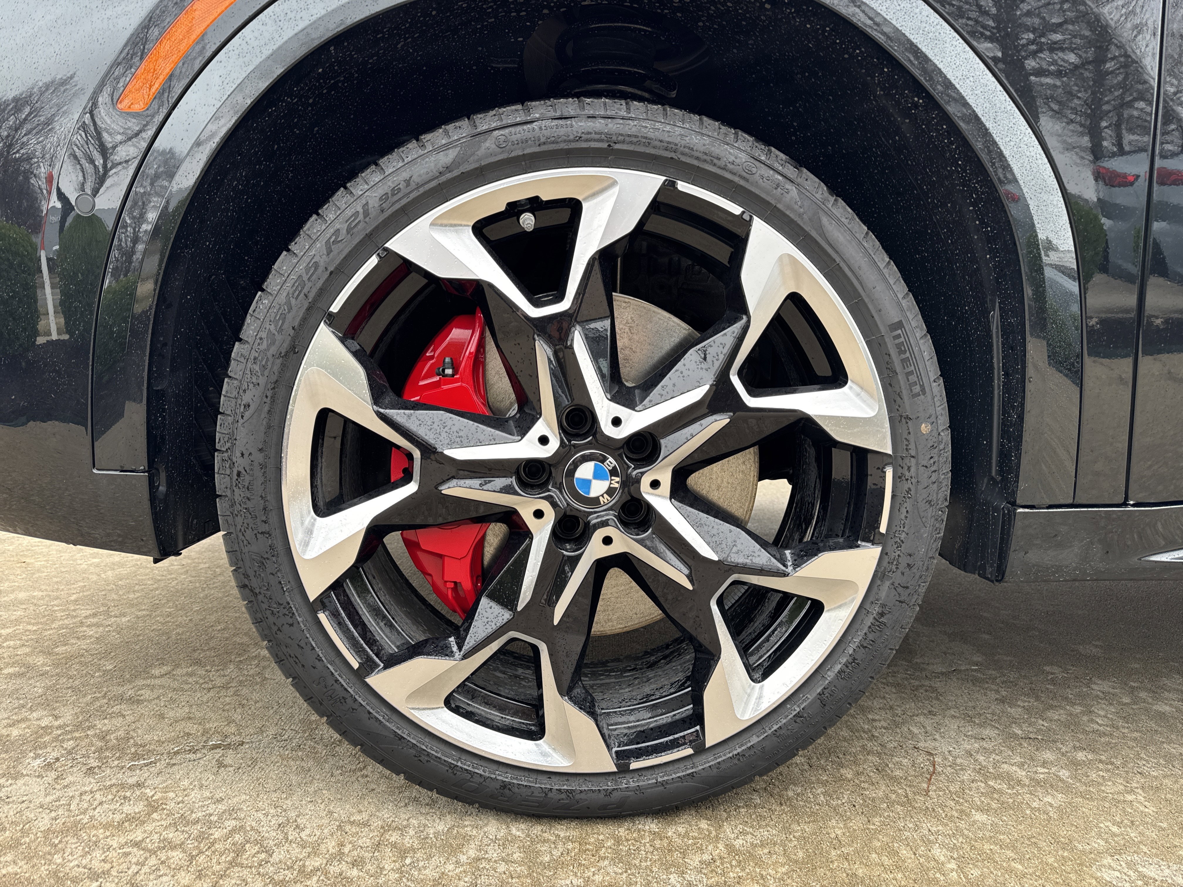 New 2026 BLACK SAPHORE BMW xDrive28i image 25