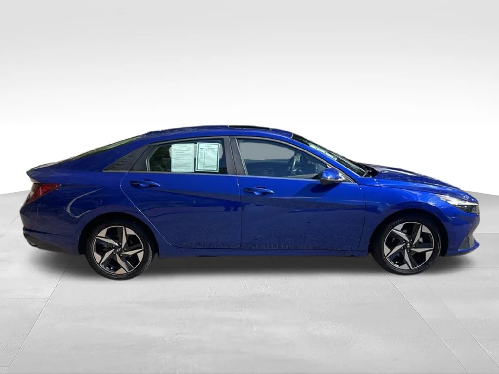 Used 2022 Blue Hyundai Limited image 5