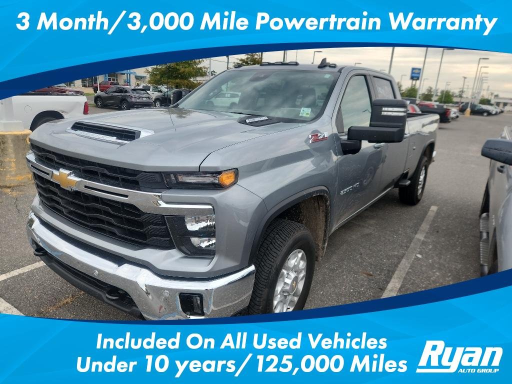 2026 Chevrolet Silverado HD LT 4WD Crew Cab Standard Box's photo