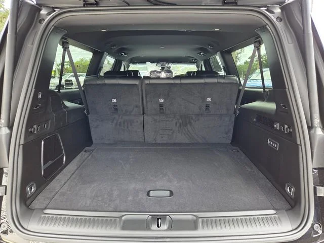 New 2026 High Gloss Black Exterior Paint Jeep Limited Altitude image 9