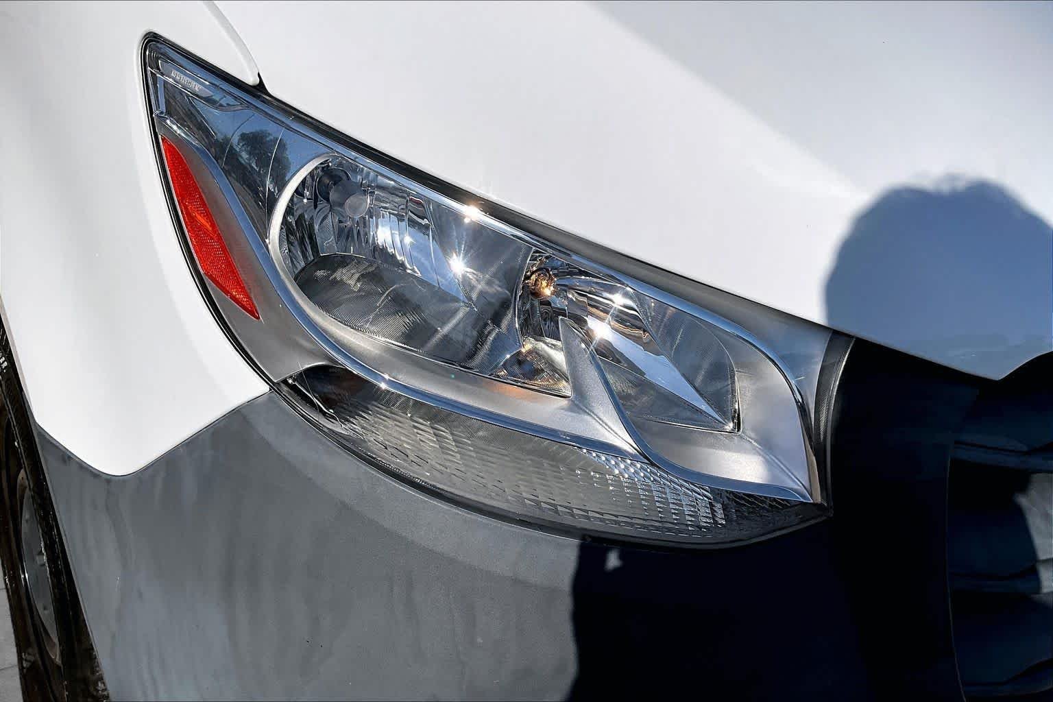 Used 2022 Arctic White Mercedes-Benz  image 27