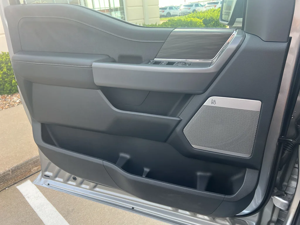 New 2026 Iconic Silver Metallic Ford Lariat® image 22