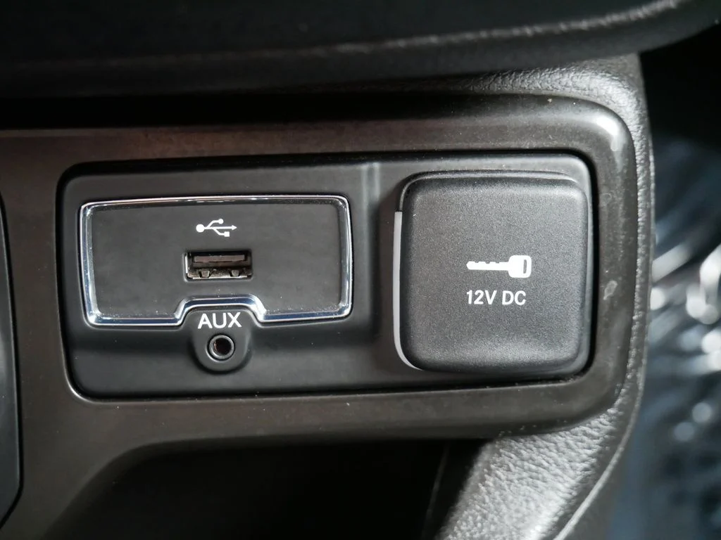 Certified Used 2020 Red Jeep Latitude image 26