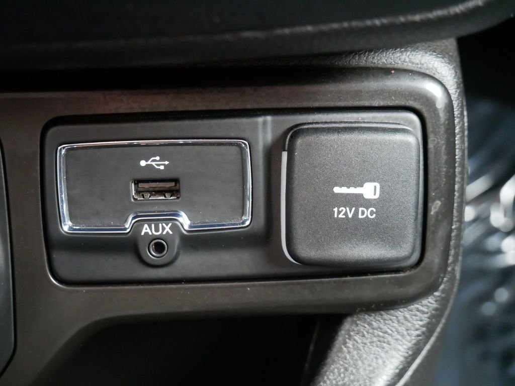 Certified Used 2020 Red Jeep Latitude image 26