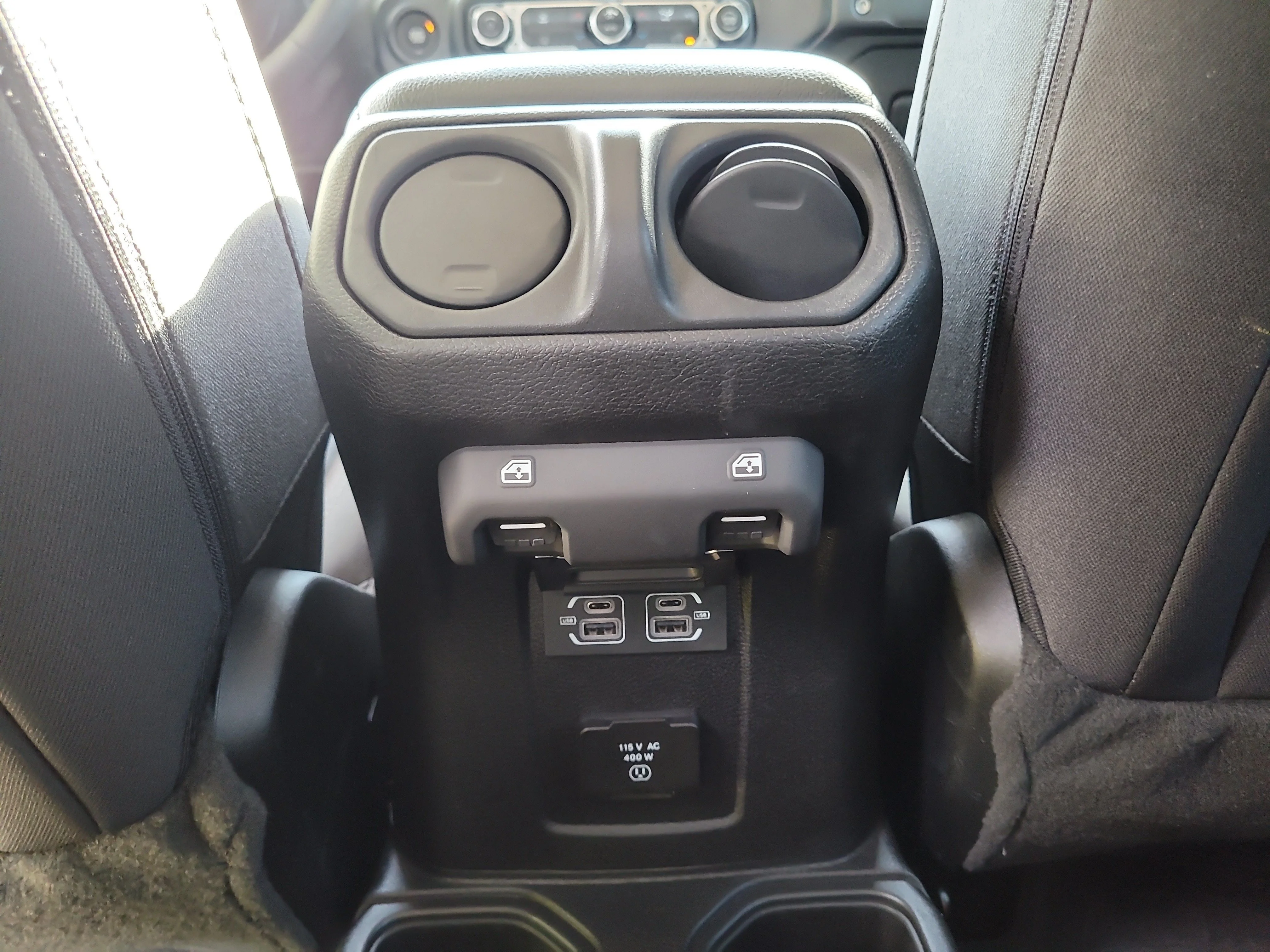 Used 2023 Granite Crystal Metallic Clearcoat Jeep Sport S image 15