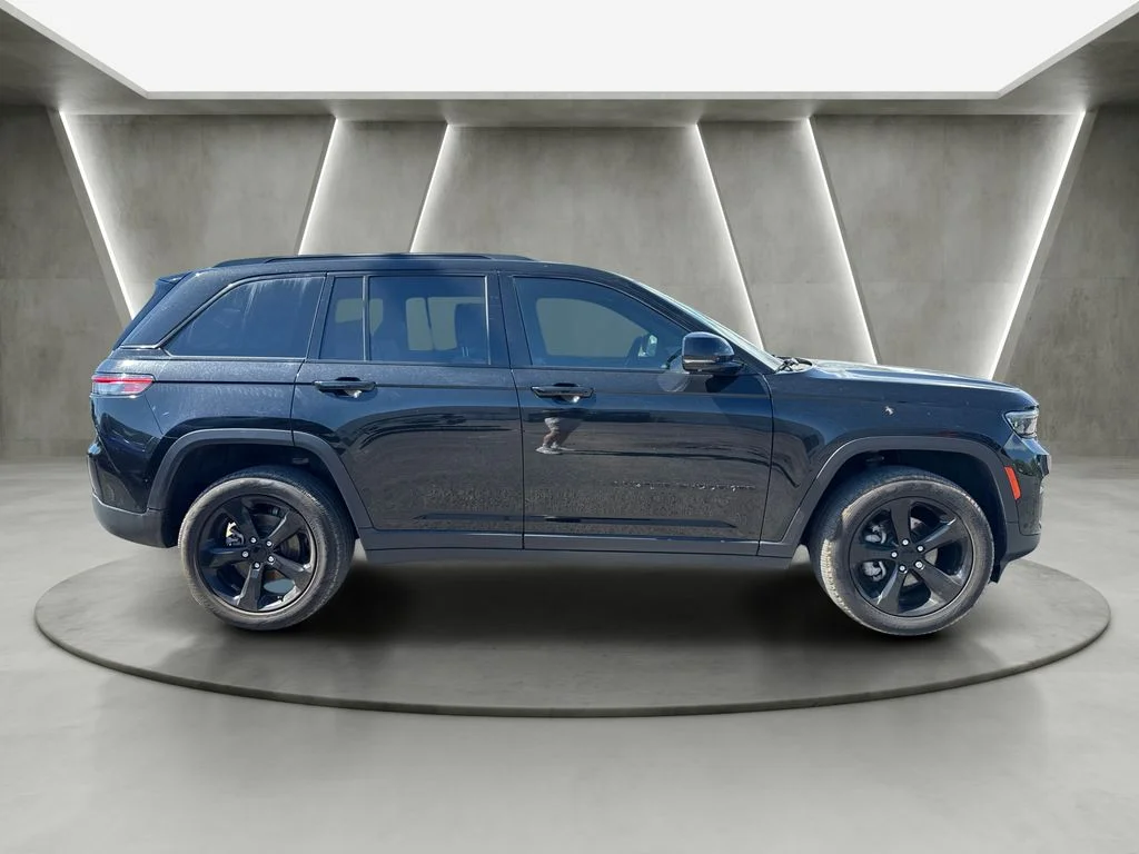 Used 2023 Black Jeep Limited image 8