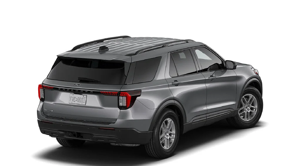 New 2027 CARBONIZED GRAY Ford Active image 3
