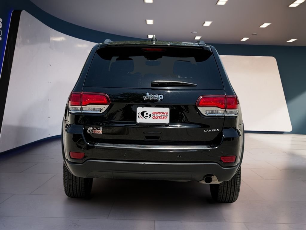 Used 2021 Black Jeep Laredo E image 4
