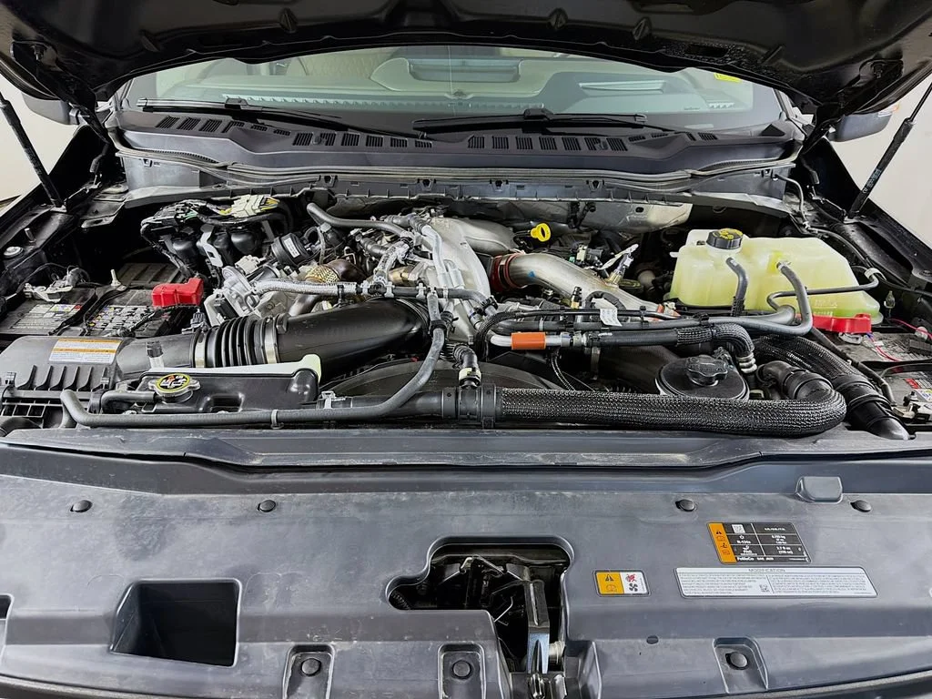 Used 2025  Ford XL image 28