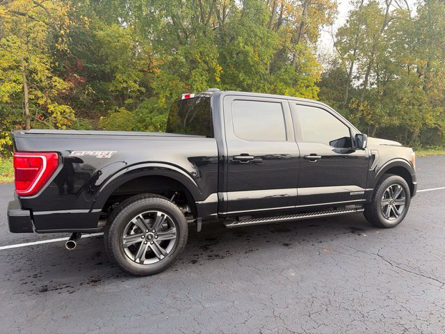Used 2023 Black Metallic Ford XLT image 11