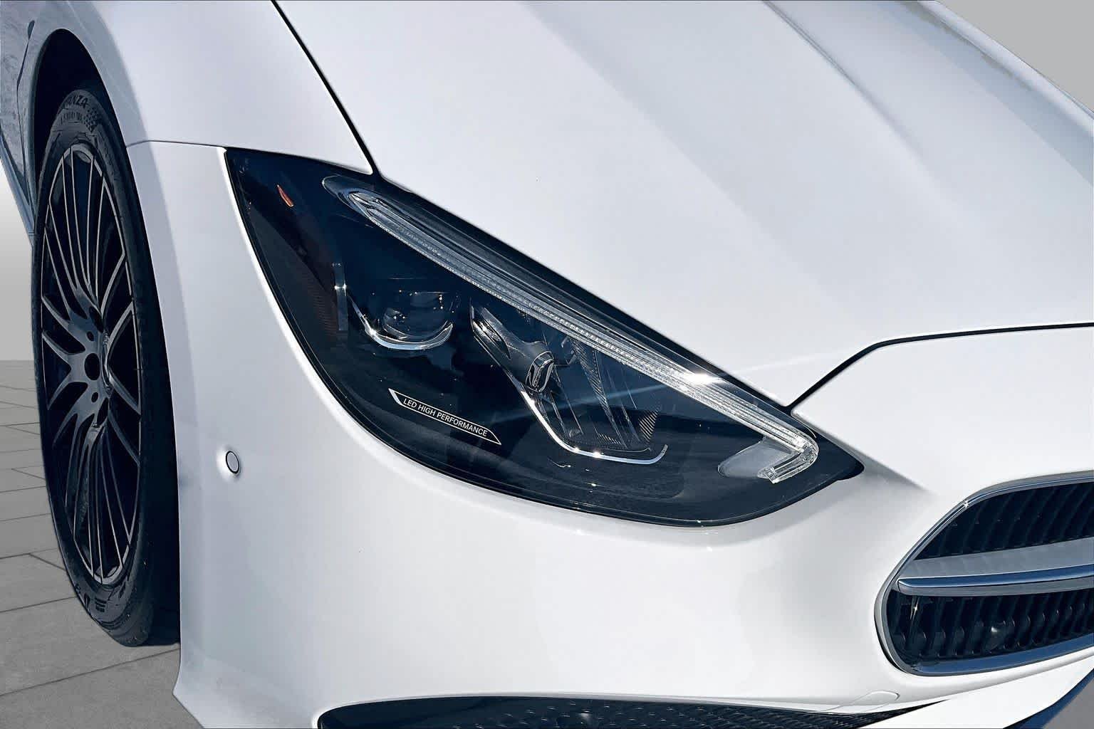 2025 Mercedes-Benz C-Class Sedan C 300 - Photo 28