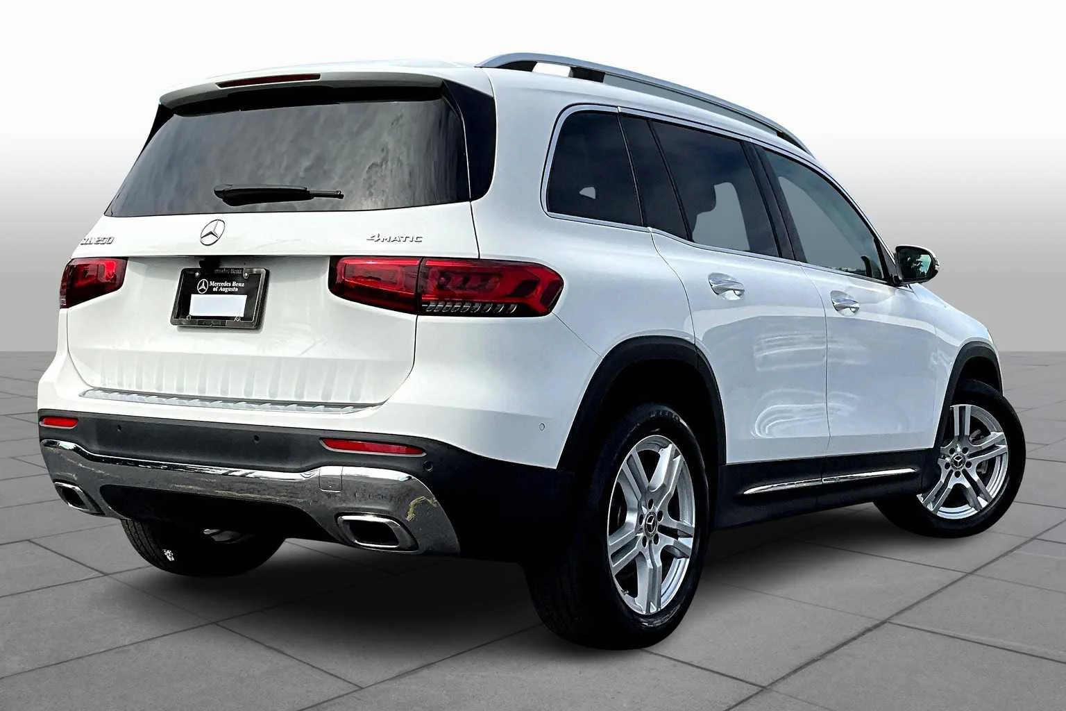 Used 2021 Polar White Mercedes-Benz GLB 250 image 13