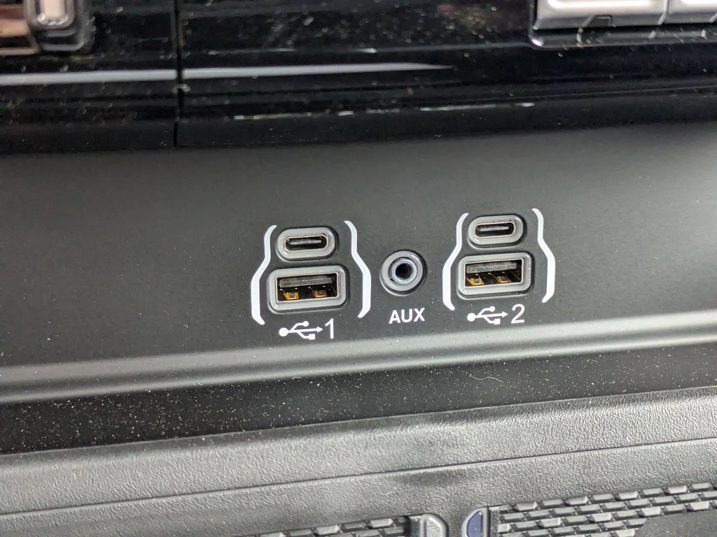 New 2026 Silver-Zynith Exterior Paint RAM Laramie image 26