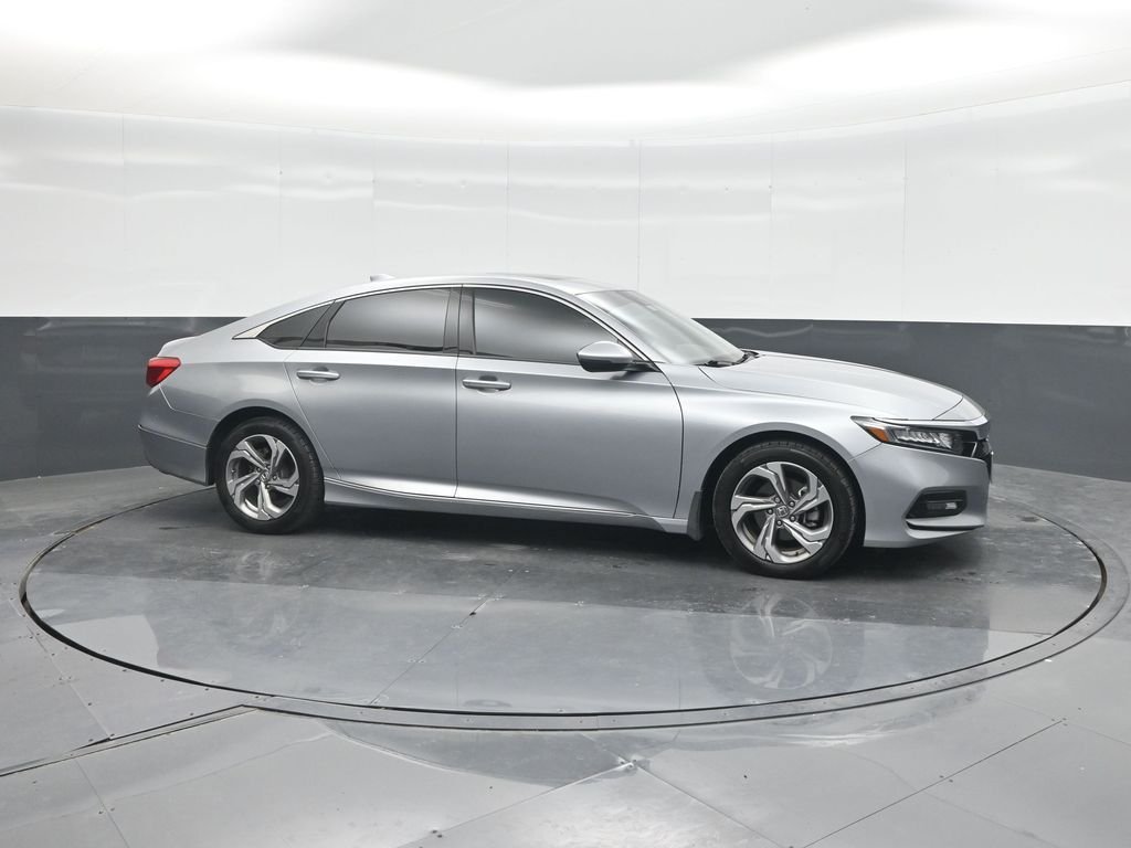 Used 2019 Silver Honda EX-L image 11
