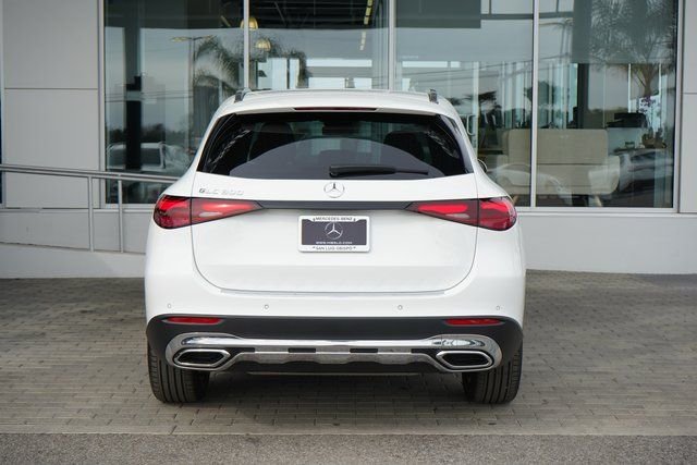 New 2026 Polar White Mercedes-Benz GLC 300 image 7