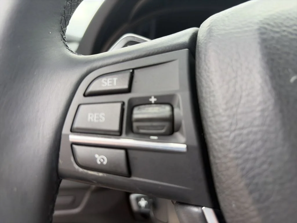 Used 2015 White BMW 640i image 22