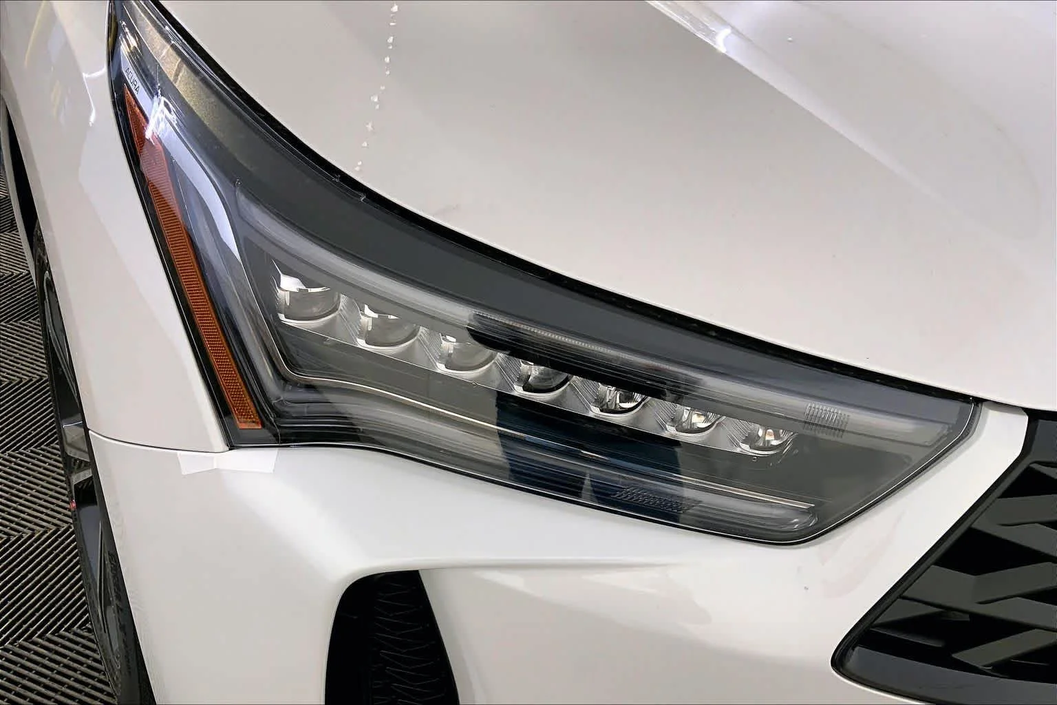 New 2026 Platinum White Pearl Acura With Technology Package image 17