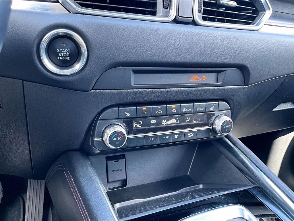 Used 2025 Gray Mazda 2.5 S Carbon Edition image 27